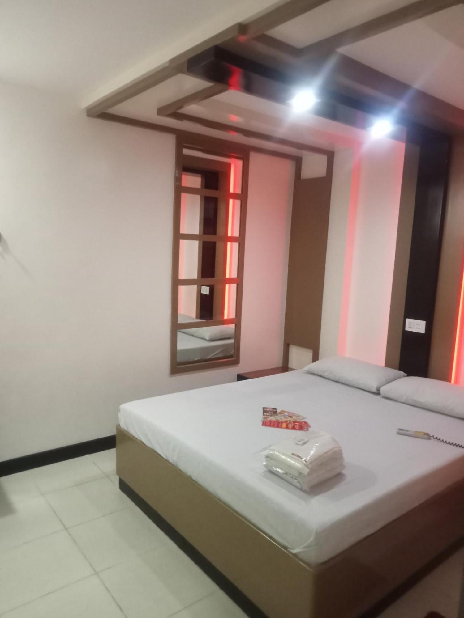 Hotel Sogo Cabanatuan Екстер'єр фото